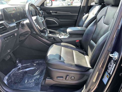Used 2023 Kia Telluride S w/ S Sunroof Package AWD/4WD image 16