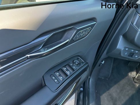 New 2026 Kia EV9 Land image 10
