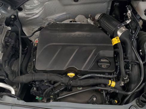 Used 2025 Buick Envista Sport Touring FWD image 9
