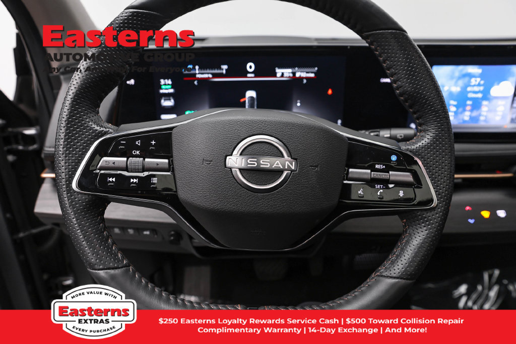 Used 2024 Nissan Ariya AWD image 11