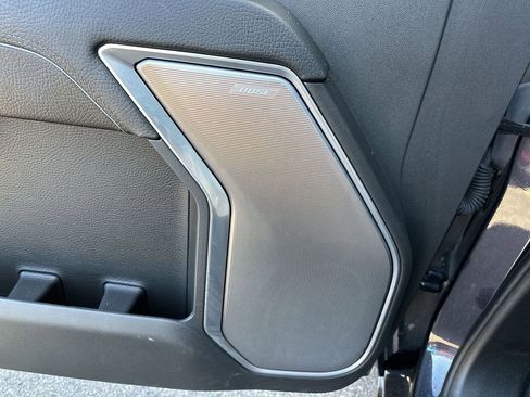 Used 2024 GMC Sierra 3500 Denali w/ Denali Reserve Package image 32