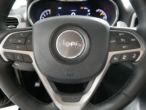 Used 2017 Jeep Grand Cherokee Summit AWD/4WD image 25