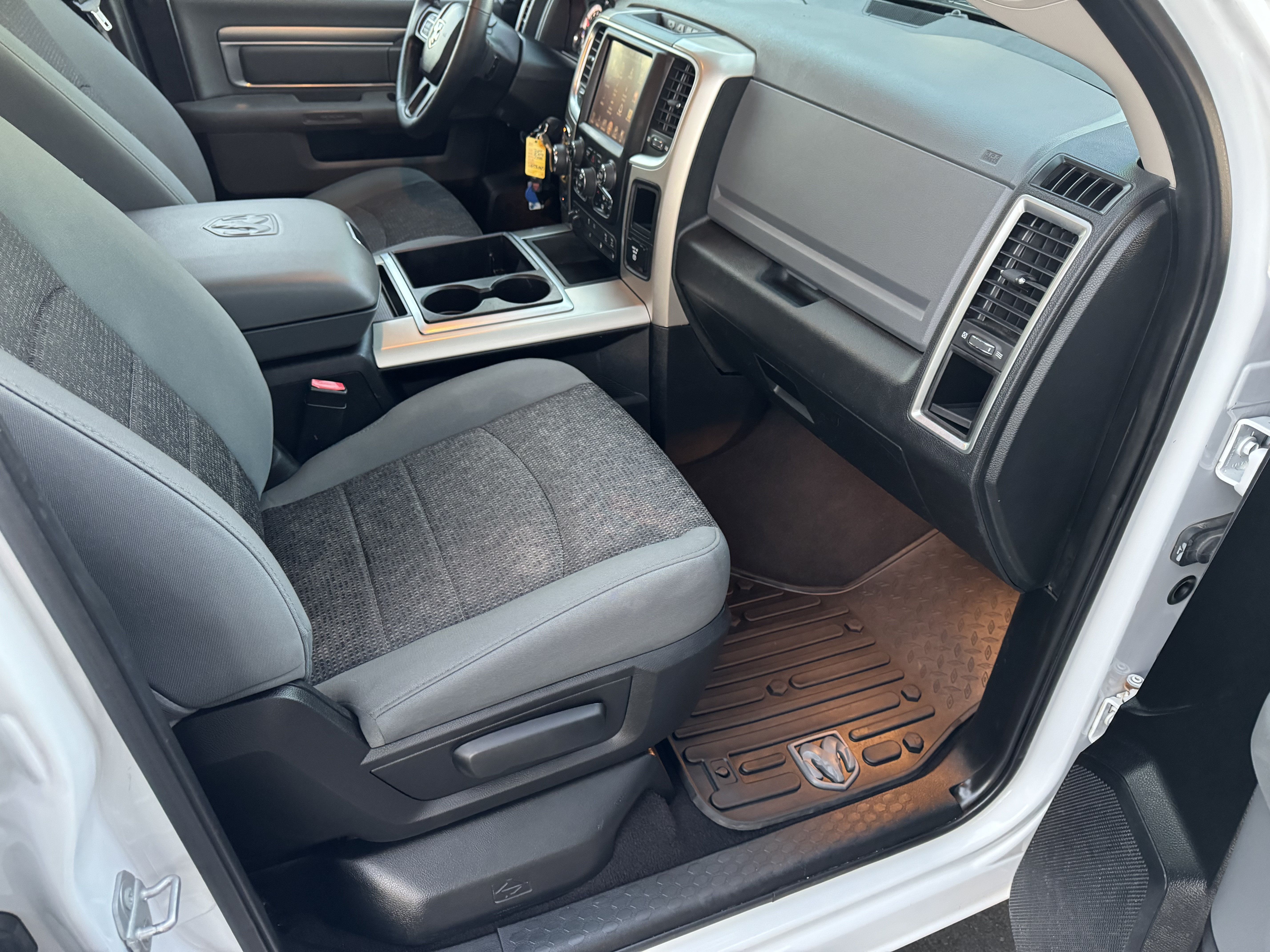 Used 2015 RAM 1500 Big Horn AWD/4WD image 10
