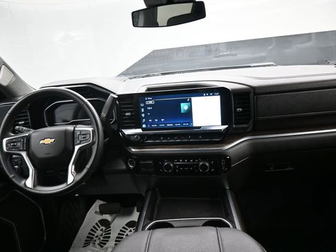 Used 2025 Chevrolet Silverado 2500 LT AWD/4WD image 13
