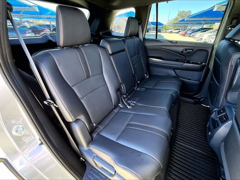 Used 2023 Honda Passport TrailSport image 20