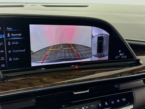 Used 2021 Cadillac Escalade Sport Platinum w/ LPO, ONYX Package image 8