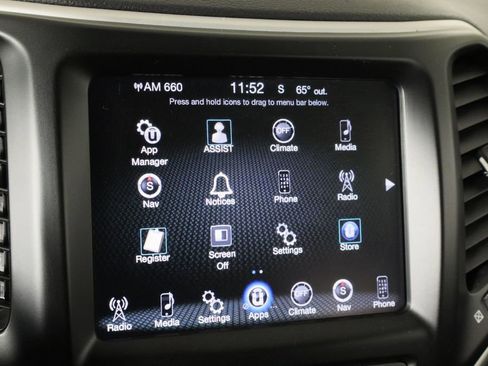 Used 2018 Jeep Cherokee Latitude Plus image 32