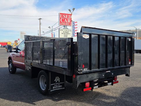 Used 2016 Ford F350 XLT w/ XLT Interior Package image 3
