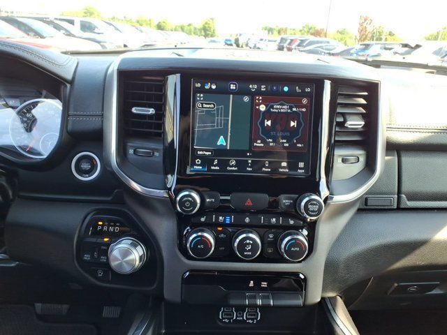 Used 2024 RAM 1500 Laramie AWD/4WD image 10