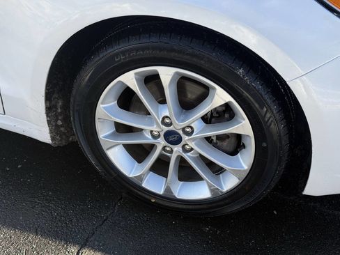 Used 2019 Ford Fusion Energi Titanium image 37