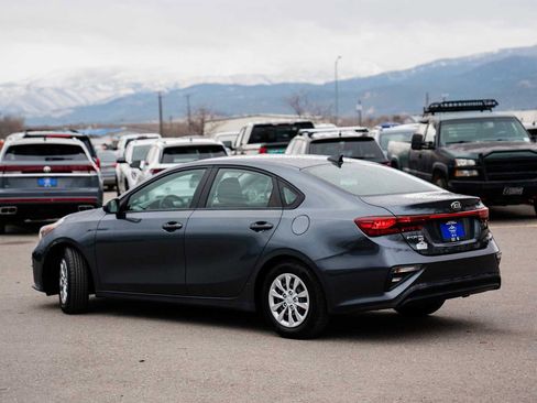 Used 2020 Kia Forte Sedan image 2