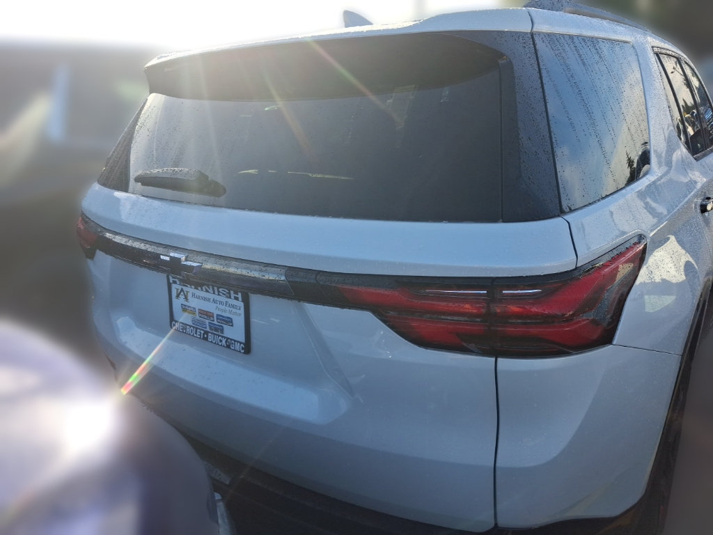 Used 2022 Chevrolet Traverse Premier w/ Redline Edition FWD image 7