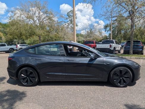 Used 2025 Tesla Model 3 Long Range RWD image 2