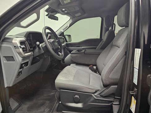 Used 2023 Ford F150 XLT w/ XTR Package image 17