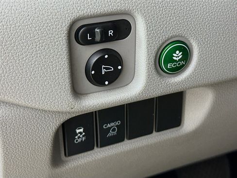 Used 2017 Honda Ridgeline RTL image 9