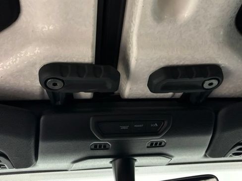 Used 2021 Jeep Gladiator Overland w/ Popular Equipment Package AWD/4WD image 36