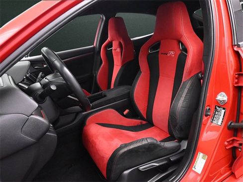Used 2018 Honda Civic Type R image 12