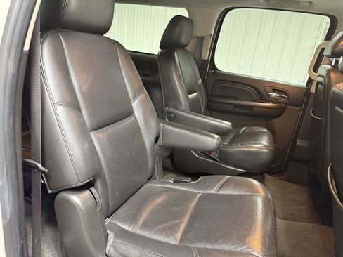 Used 2012 GMC Yukon XL Denali AWD/4WD image 36