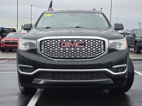 Used 2019 GMC Acadia Denali w/ Technology Package image 16