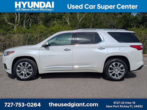 Used 2021 Chevrolet Traverse Premier w/ LPO, Floor Liner Package AWD/4WD image 2