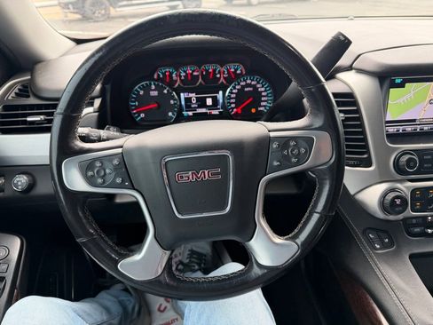 Used 2018 GMC Yukon XL SLT image 23