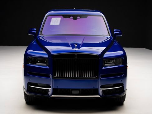 Used 2021 Rolls-Royce Cullinan Black Badge image 5