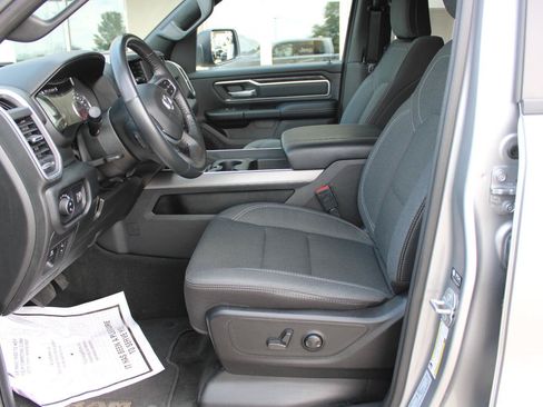 Used 2022 RAM 1500 Big Horn AWD/4WD image 13
