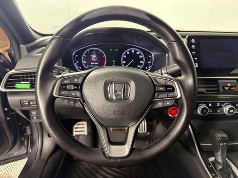 Used 2019 Honda Accord Sport image 15