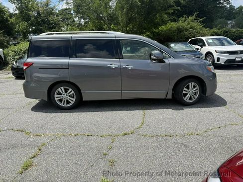 Used 2016 Nissan Quest Platinum w/ Tow Package FWD image 6
