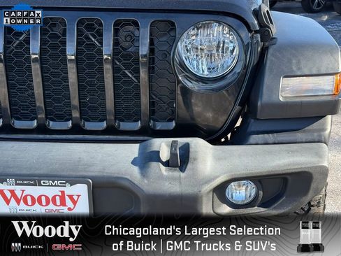 Used 2020 Jeep Gladiator Sport w/ Quick Order Package 24S image 10