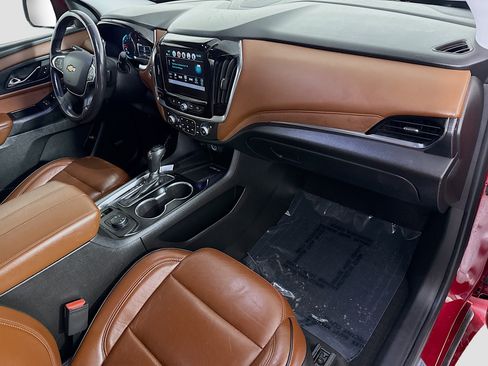 Used 2018 Chevrolet Traverse High Country w/ LPO, Cargo Package AWD/4WD image 30