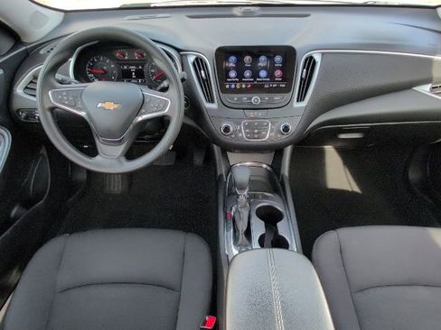 Used 2024 Chevrolet Malibu LT FWD image 4