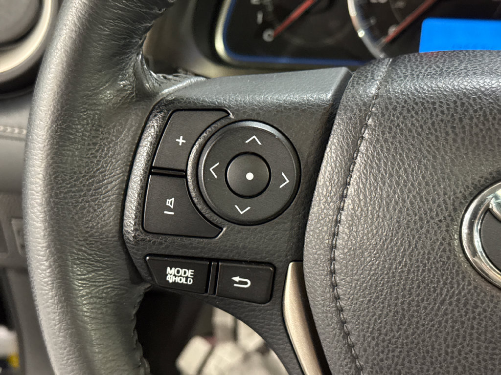 Used 2015 Toyota RAV4 Limited AWD/4WD image 12