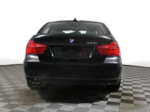 Used 2011 BMW 328i xDrive Sedan AWD/4WD image 10