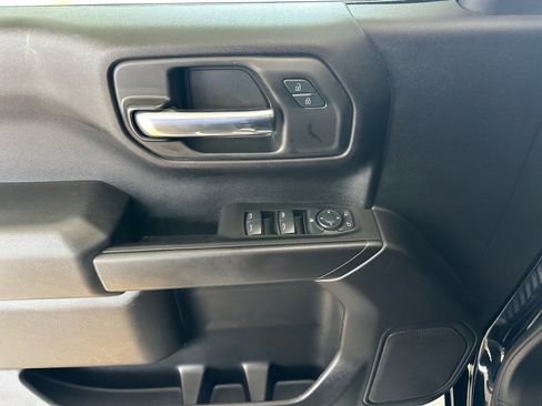 Used 2025 Chevrolet Silverado 1500 Custom w/ Turbomax Blackout Package image 18