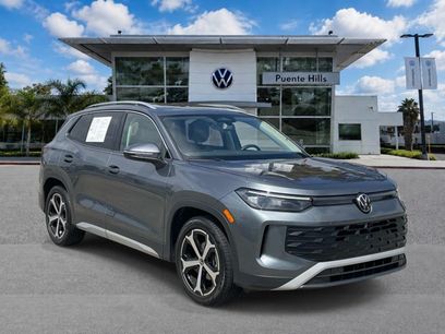 Certified 2026 Volkswagen Tiguan SE w/ Panoramic Sunroof Package