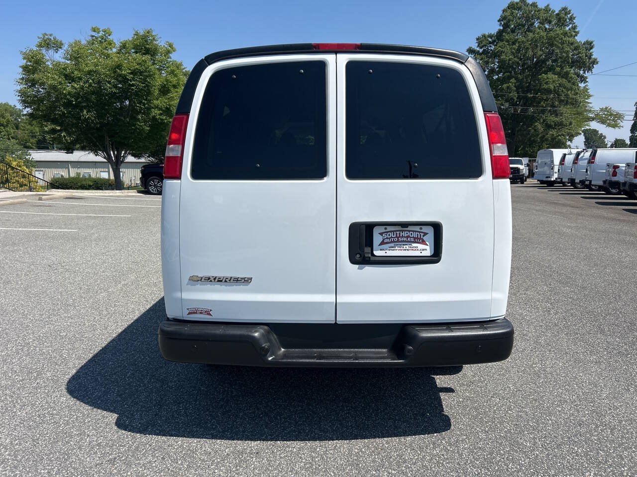 Used 2020 Chevrolet Express 3500 LS RWD image 8