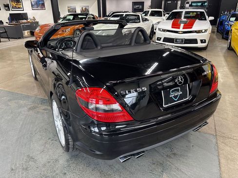 Used 2005 Mercedes-Benz SLK 55 AMG image 12