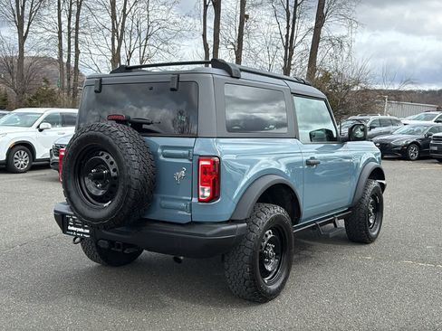 Used 2022 Ford Bronco Black Diamond image 6