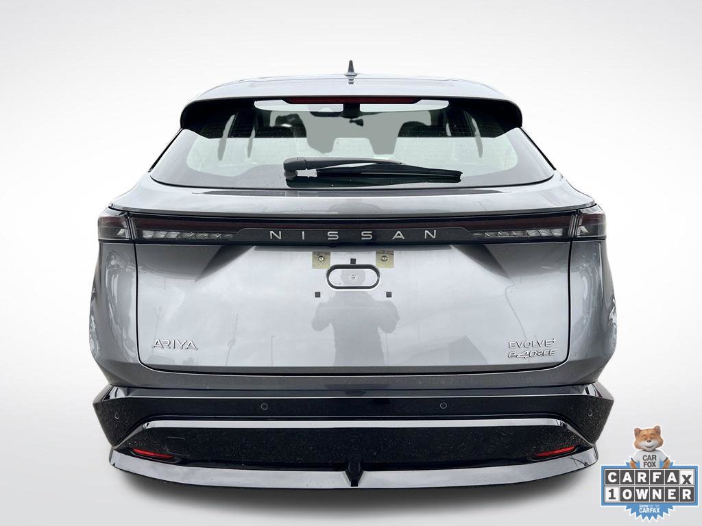 Used 2023 Nissan Ariya AWD image 7