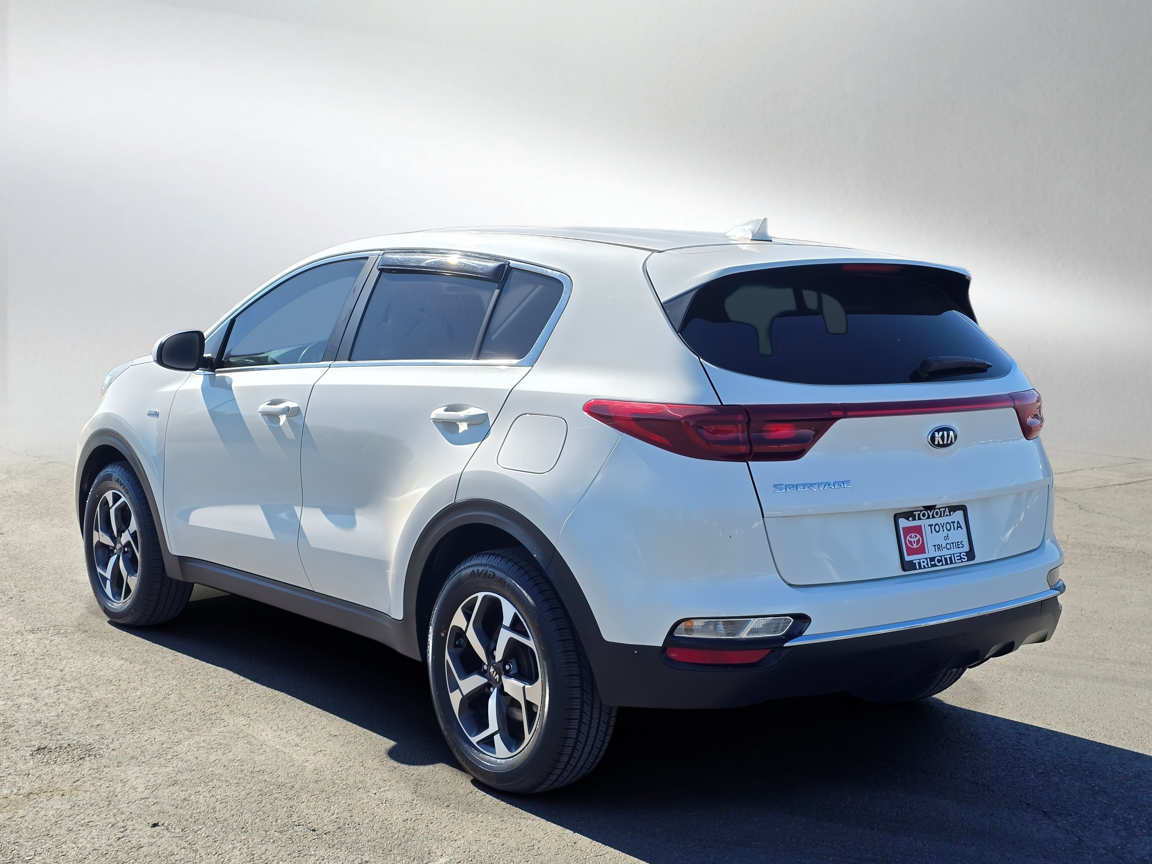 Used 2021 Kia Sportage LX AWD/4WD image 3