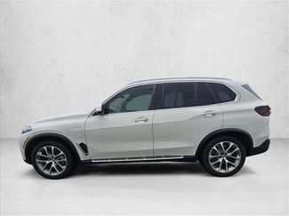 Used 2024 BMW X5 xDrive50e video 2