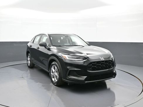 Used 2023 Honda HR-V LX image 3