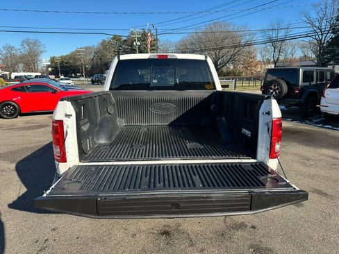 Used 2015 Ford F150 Lariat w/ FX4 Off-Road Package image 29