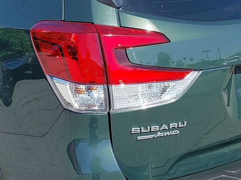 Certified 2024 Subaru Forester Limited w/ Convenience Package image 35