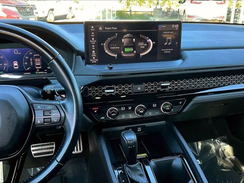 Used 2025 Honda Accord Sport image 6