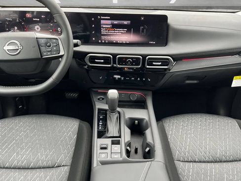 New 2026 Nissan Sentra SV w/ SV Convenience Package FWD image 4