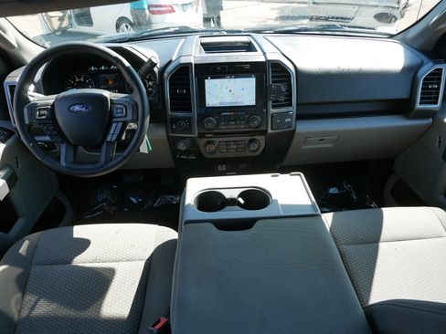 Used 2018 Ford F150 XLT w/ Equipment Group 302A Luxury AWD/4WD image 10