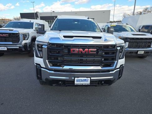 New 2024 GMC Sierra 3500 Pro w/ Convenience Package image 2