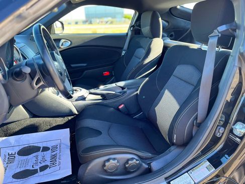 Used 2014 Nissan 370Z Coupe w/ Sport Package image 10